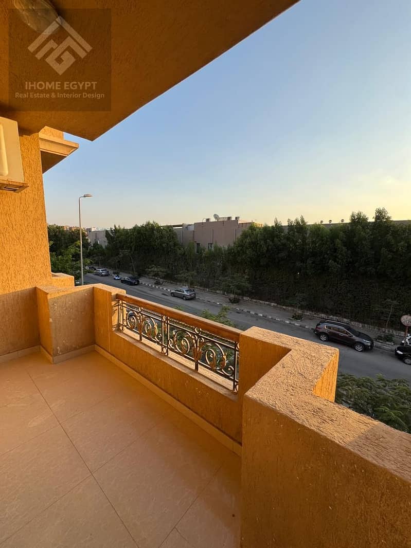 2 8bc27f36-3ab0-47cd-9dcf-256dd1f0b55a. jpg