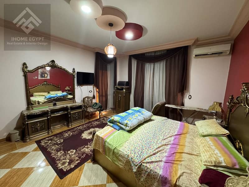 10 f656c411-04f4-4c0f-8de2-d72c5d2c9682. jpg