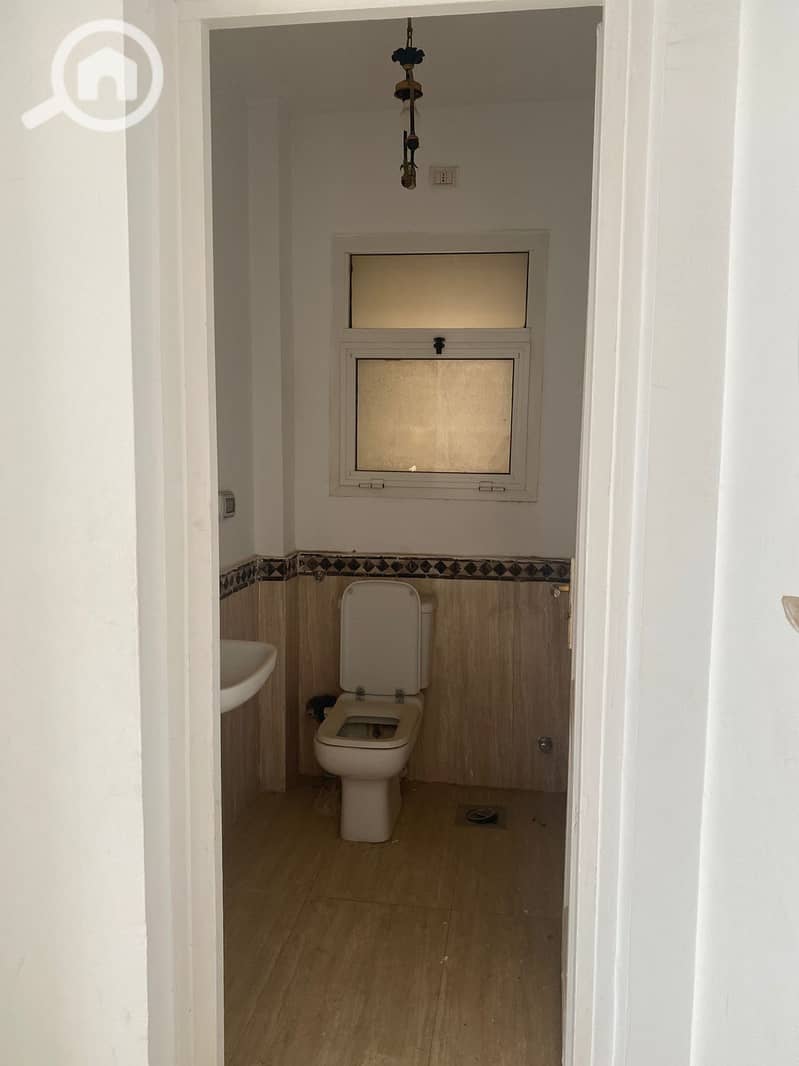 5 9ca13858-06a6-41ac-bca4-838cb7d6f762. jpg