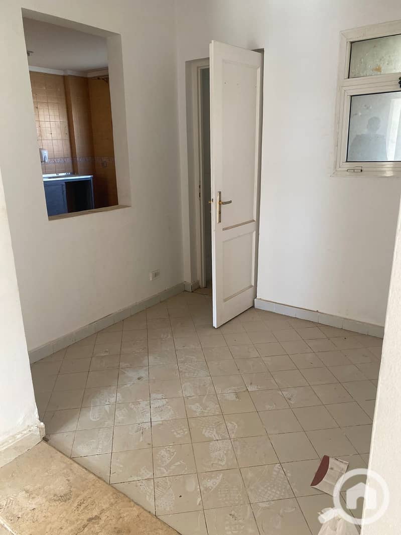 12 c6435830-2265-4429-a82a-7bb0712df42c. jpg