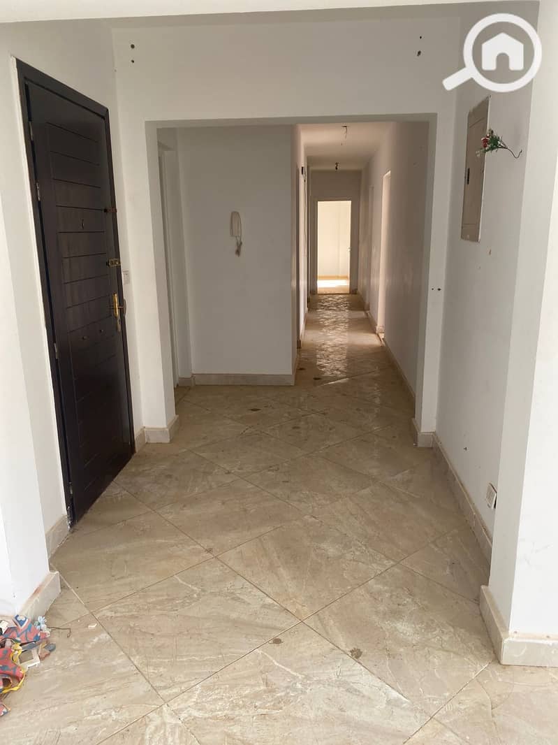 14 f3dac896-ee69-4925-a7db-dd543b6113a7. jpg