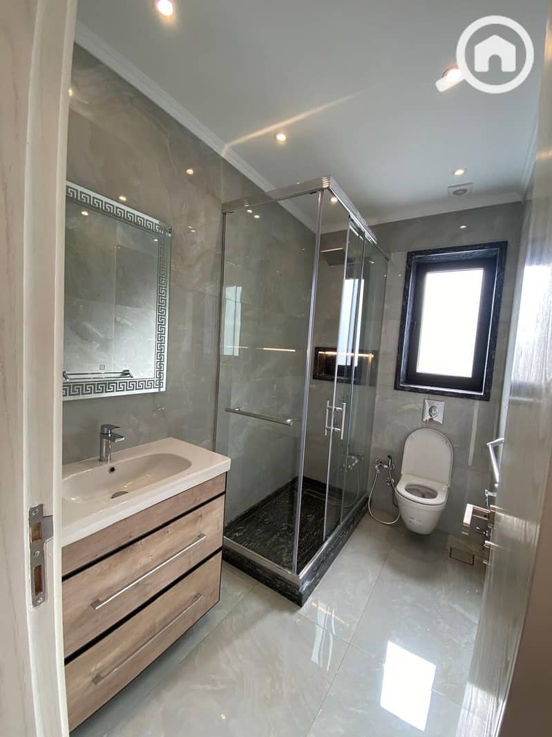 6 48a613d8-9ac4-40d0-97b4-4d67a4b334d2. jpeg