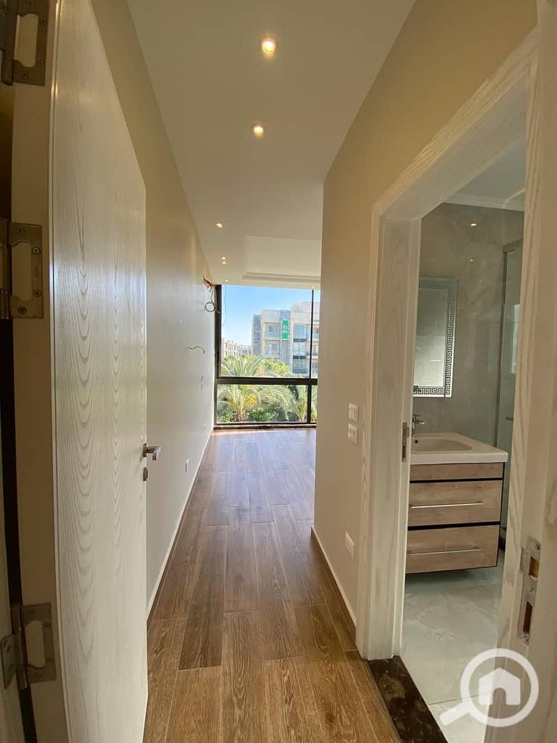 9 7b9bc44c-5a36-4745-8f99-484d4694879c. jpeg