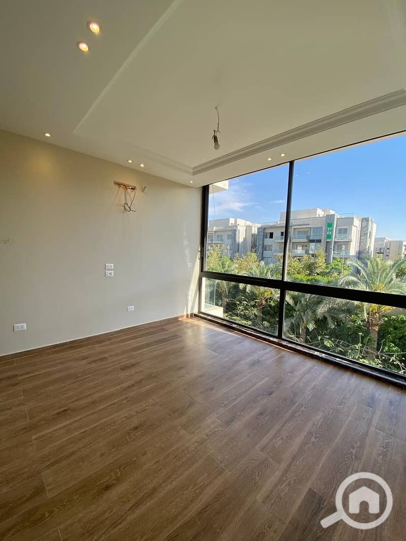 12 65f7dd28-ae84-4614-acd9-1645f9dc3bff. jpeg