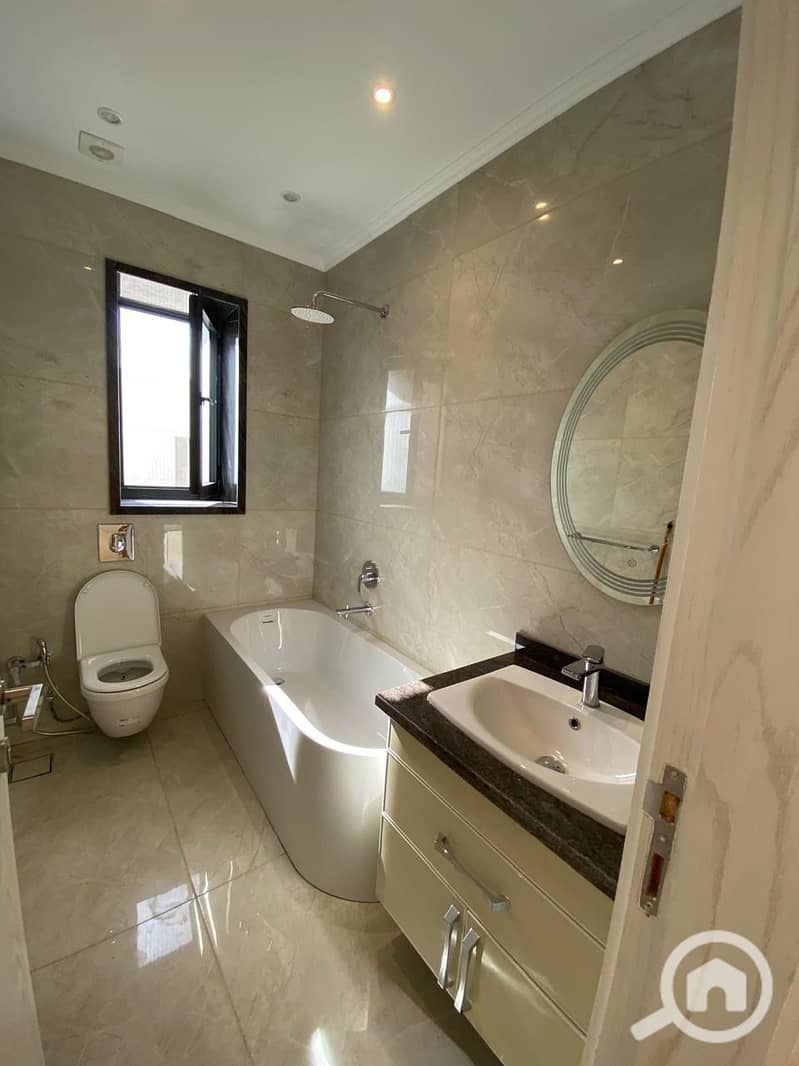 15 24bd4c86-fc01-4b49-a12a-23cfc1d9f1a8. jpeg