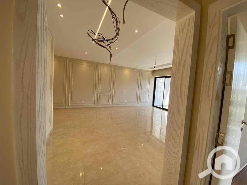 5 1ffaaded-aa81-4bb6-b132-2026eb99c992. jpg