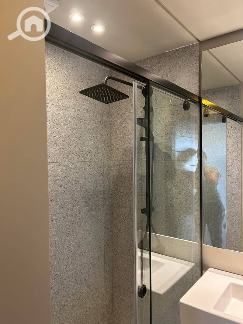 9 c5002cb1-aec7-4138-9224-3b666f427aab. jpg