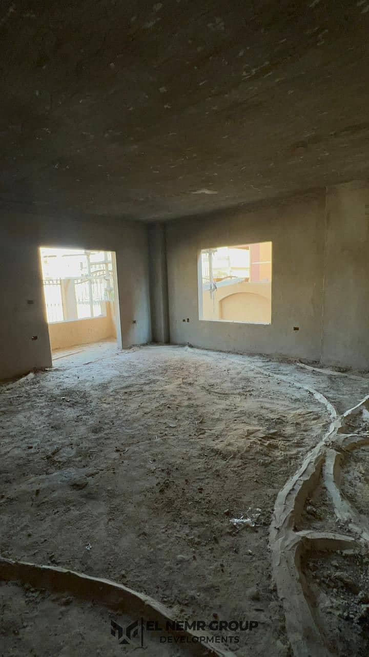 6 94b81cfd-9525-4ae4-bd21-159d17c7bea0. jpg