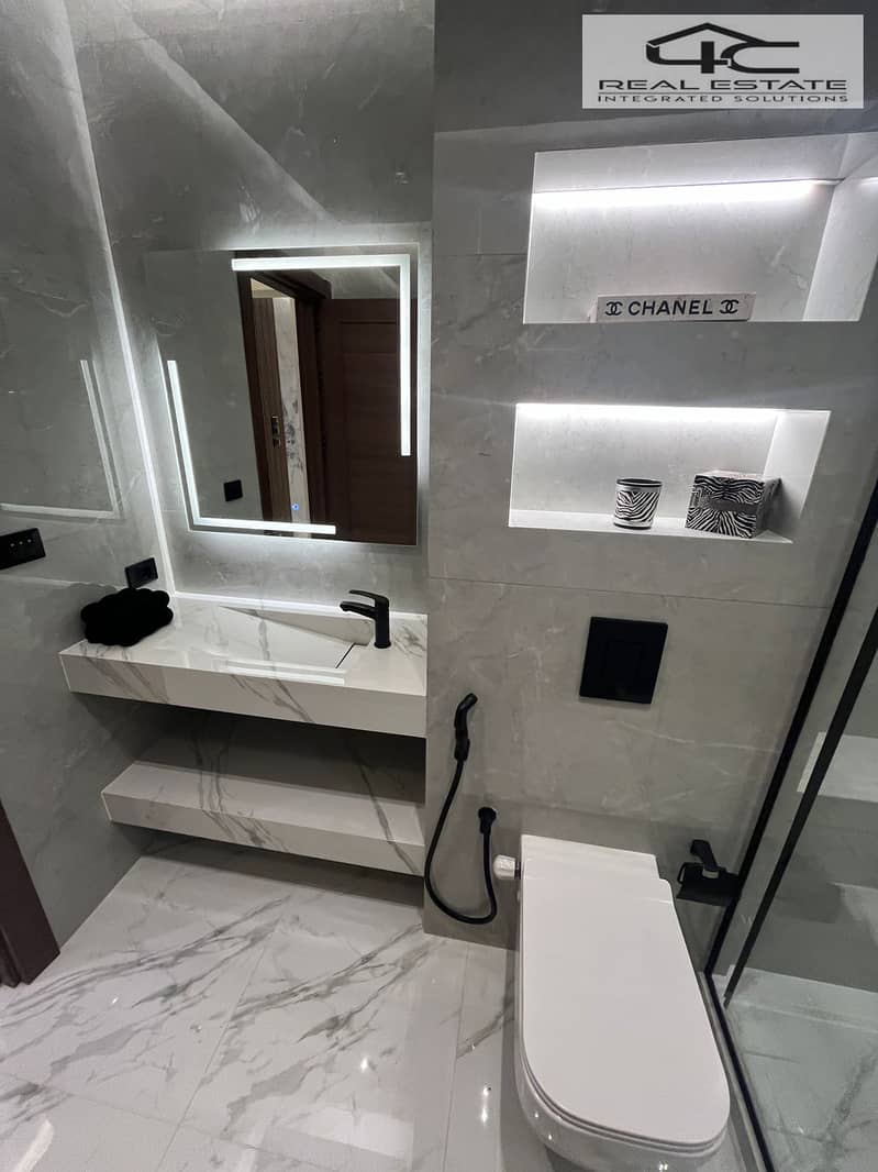 10 WhatsApp Image 2026-01-08 at 2.02. 45 PM. jpeg