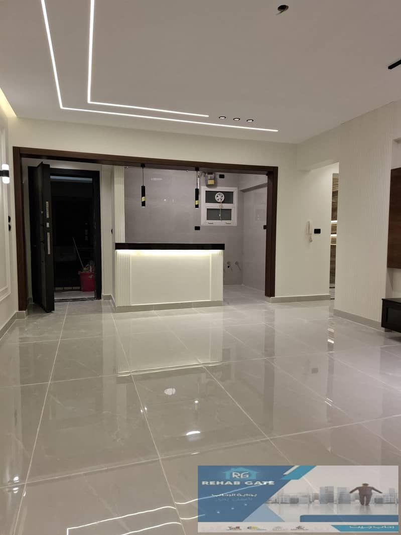 2 c299df6f-e2dc-4ea0-b341-03236a1fa814. jpg