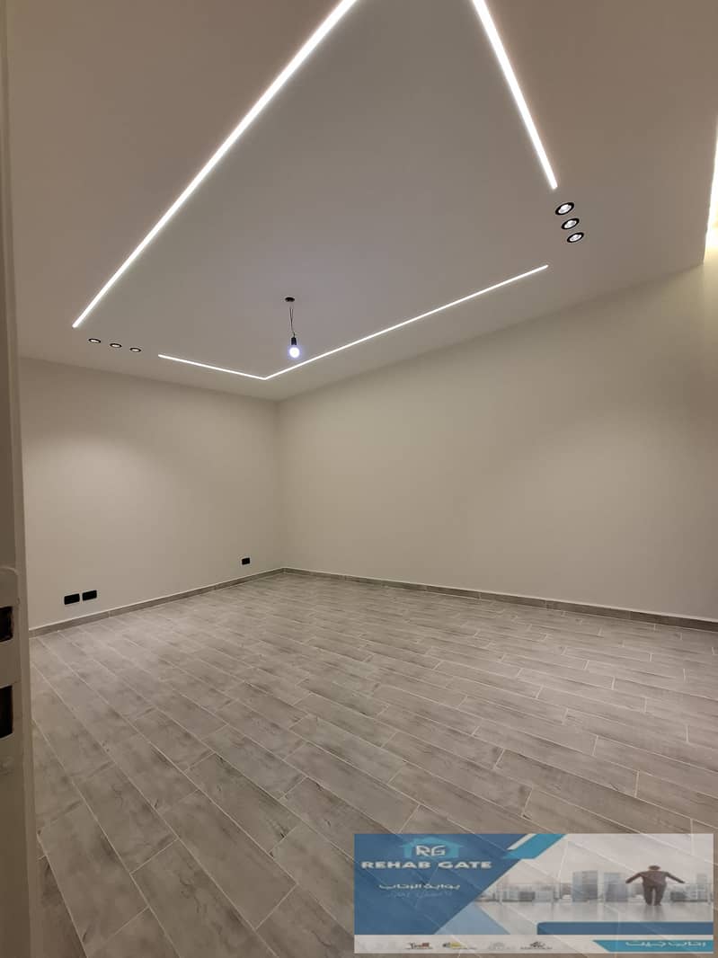 5 4f24308c-ac67-4a1f-a9ac-a404a38b377a. jpg