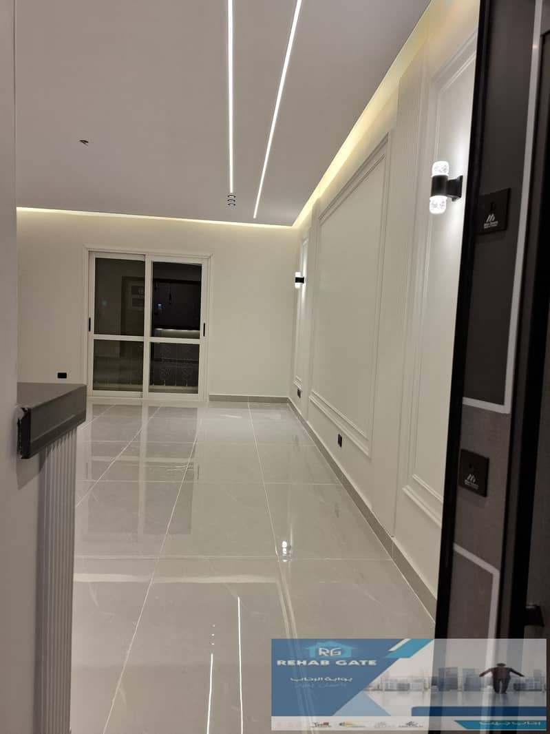 11 38b15896-78cd-459f-957c-2ed62ebf7abc. jpg