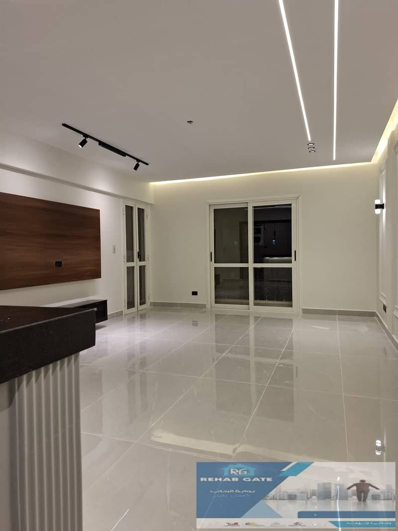 13 96f68fa3-ba85-4e23-9fda-2849c0fb3257. jpg