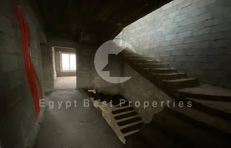 5 6c510987-7e1e-4519-8110-93016c76a3d8. jpeg