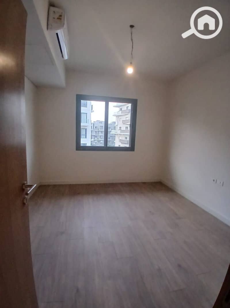 2 WhatsApp Image 2024-12-07 at 5.45. 26 PM (1). jpeg