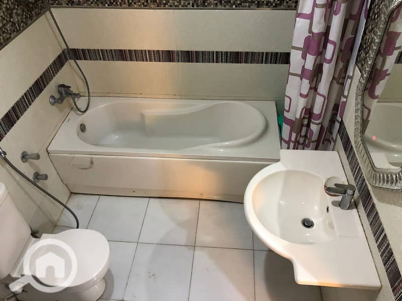 12 WhatsApp Image 2024-11-24 at 11.59. 08 AM. jpeg