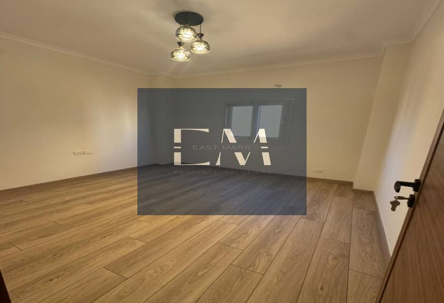 3 5aa7b9eb-d1fe-4769-b29b-b009b0b8d6e0. jpg