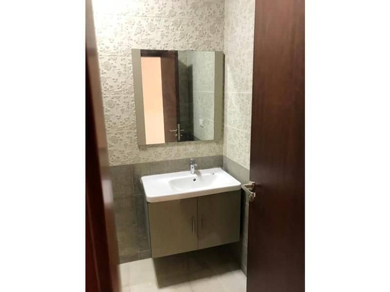 8 9bf960cc-af44-4319-841f-b7f2e43aad0b. jpg