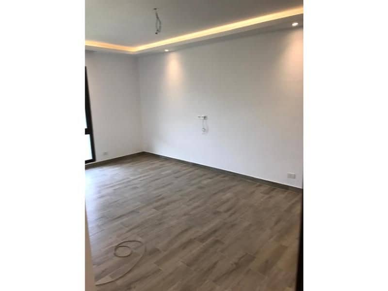 14 4980acf2-b37a-4ff8-9507-30bc7b870c5a. jpg