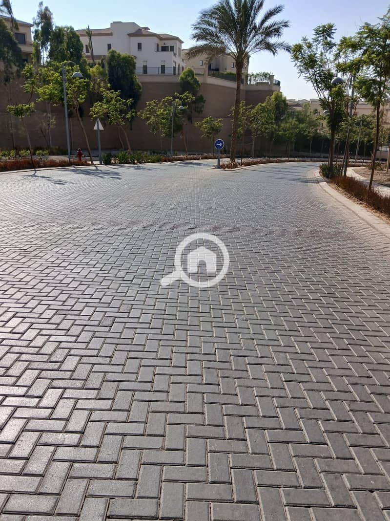 6 d74f7ac4-f1d9-4fae-9571-a56e56f59140. jpg