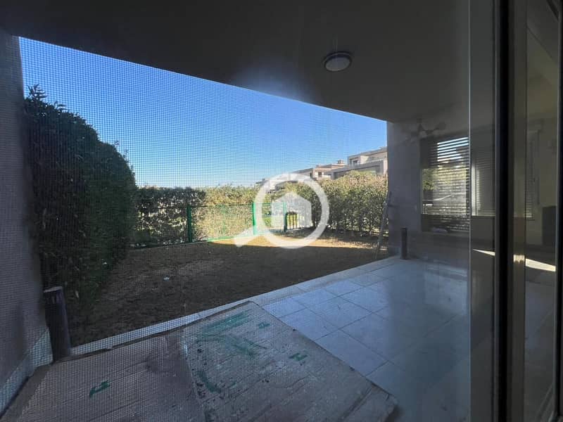 2 3adf3379-a163-4c8b-8c9b-96c92dffa84e. jpg