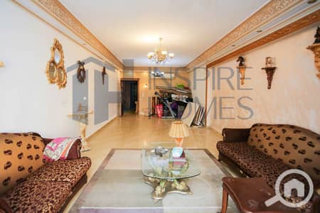 شقة 3 غرف نوم للبيع في سموحة، الإسكندرية - 01. jpg