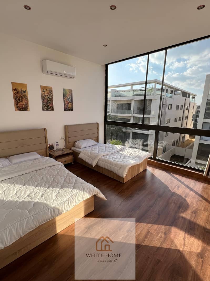 4 WhatsApp Image 2025-12-28 at 7.15. 10 PM (1). jpeg