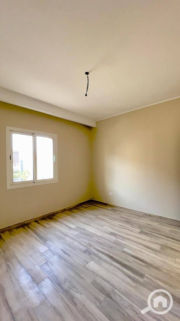 9 b5942fd6-f7c3-4dda-afbb-2980acccb0c3. jpg