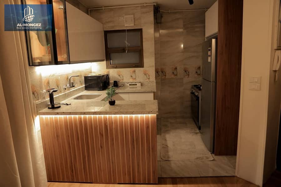 7 fac66d44-7996-411d-b6e4-64f6c6480d40. jpg