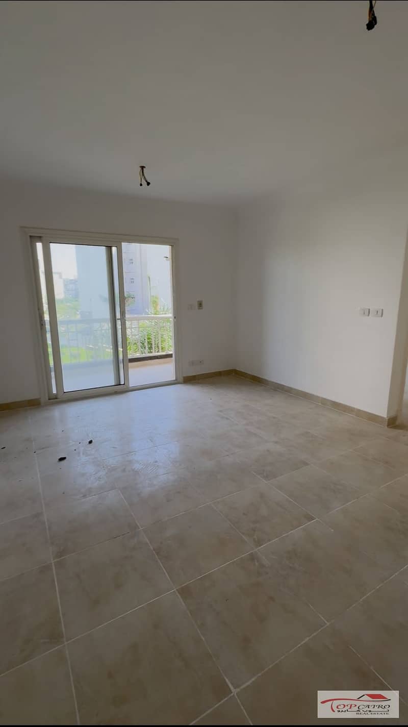 4 WhatsApp Image 2026-01-07 at 1.25. 33 PM (1). jpeg