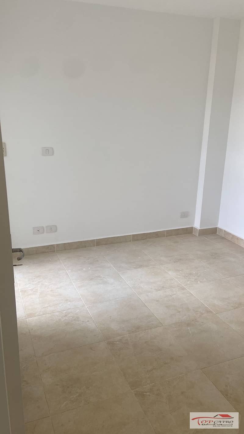 5 WhatsApp Image 2026-01-07 at 1.25. 33 PM. jpeg