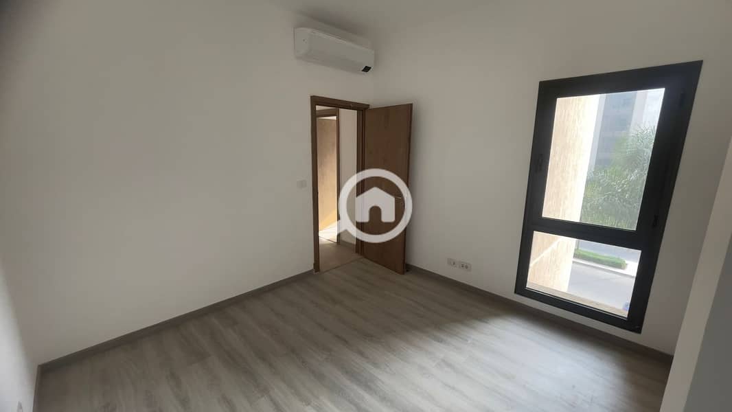 5 700bd721-4758-4fd8-b4a6-e9c9f891787b. jpeg