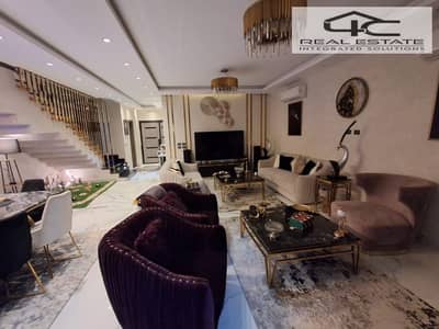 تاون هاوس 4 غرف نوم للبيع في القاهرة الجديدة، القاهرة - WhatsApp Image 2026-01-08 at 2.59. 21 AM (2). jpeg