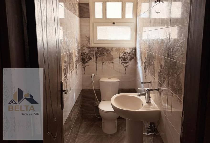 8 e339c12c-429c-4762-ad0f-b070ab03940e. jpg