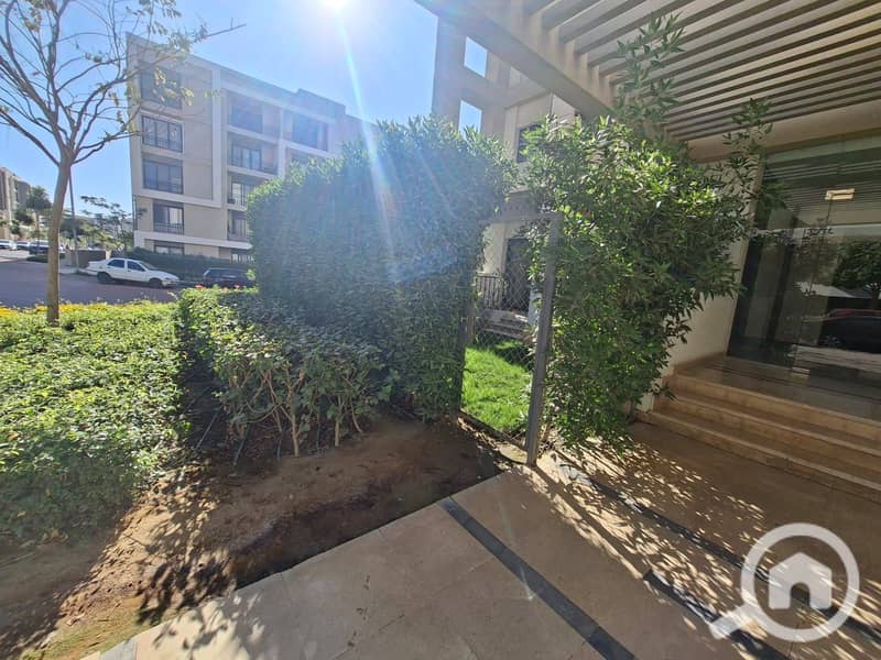 4 WhatsApp Image 2025-12-24 at 5.53. 01 PM (1). jpeg