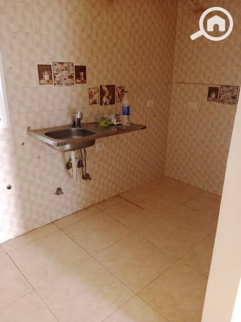 6 81ee3d07-f3cc-4fe5-91b8-374fb27513d3. jpg