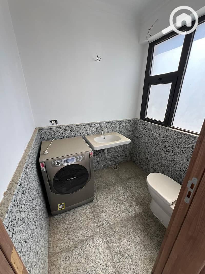 23 WhatsApp Image 2026-01-08 at 4.00. 08 PM. jpeg