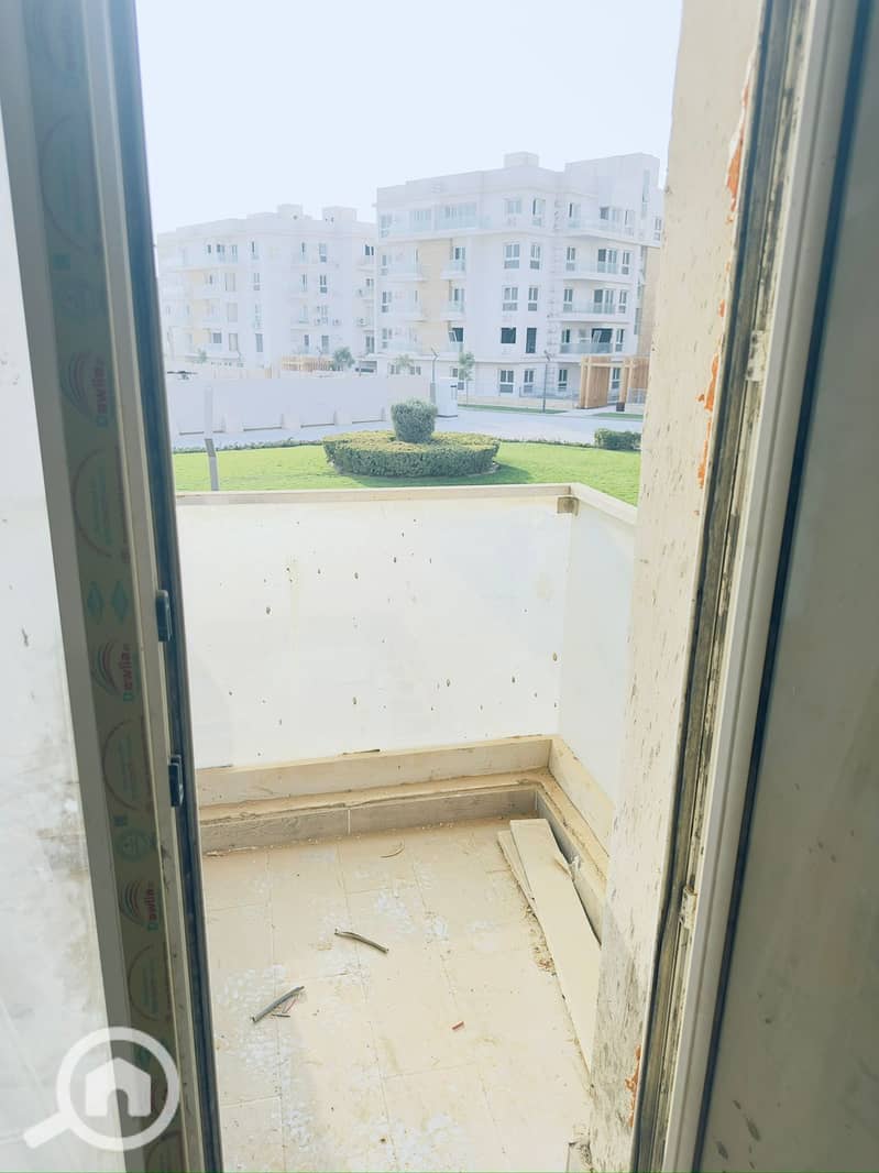 5 031c1135-a65f-437f-912f-c12fcf313d0c. jpg