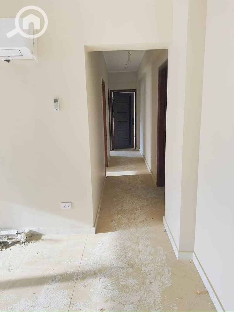 7 05ac8df3-c85b-49ec-a0cc-9ee66cd3cc4b. jpg