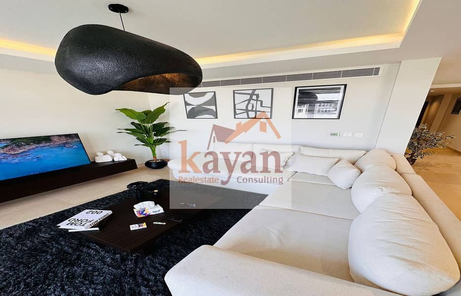 4 b4e5d370-a1dd-49b3-a193-0169ab689b35. jpg