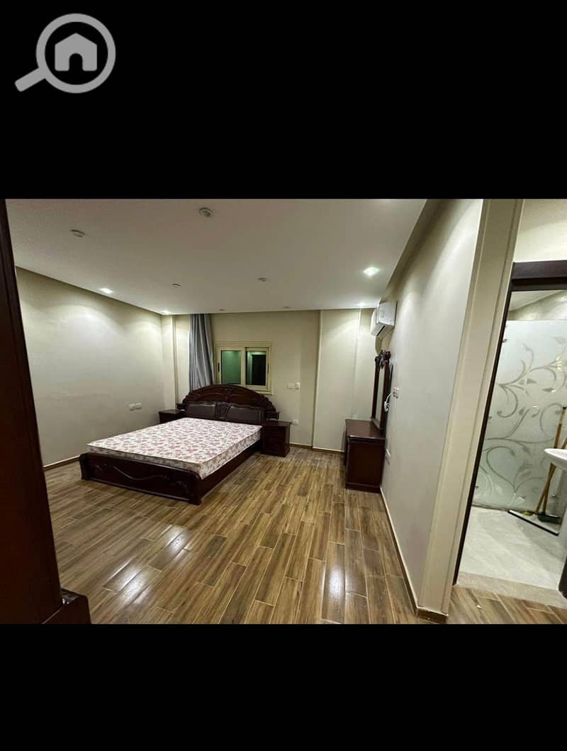 4 8c6f15e2-fc2b-4a9e-b94a-1d186ecc2826. jpeg