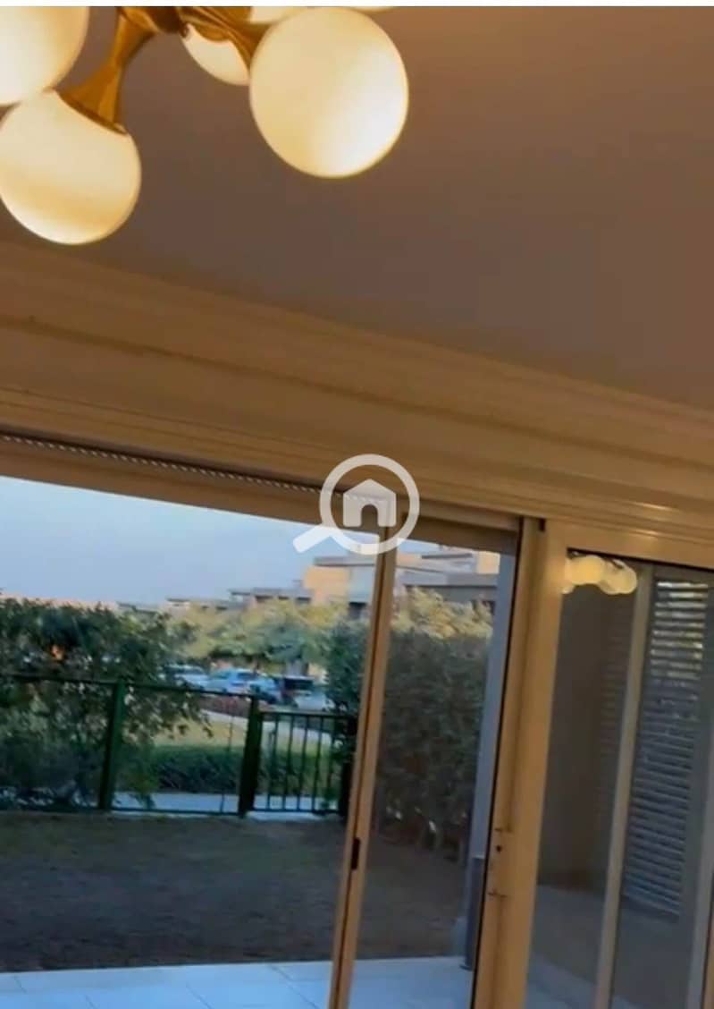 4 48ba5f1d-b77e-4ede-a05f-6cd3775312c5. jpg