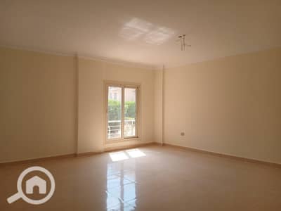 شقة 3 غرف نوم للايجار في مدينة الشروق، القاهرة - WhatsApp Image 2025-04-12 at 15.39. 32_9843aeea. jpg