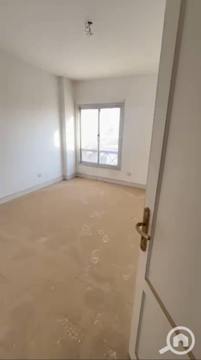 5 2ca39632-7670-4cf9-8b5b-f1089df3843f. jpg