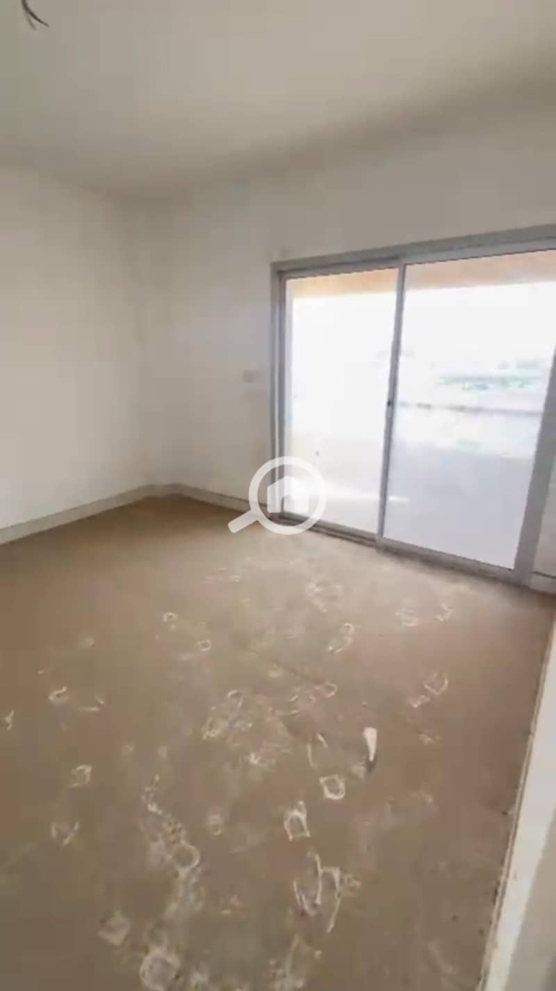 6 5ec8bc64-414a-4544-9bd4-b0c6fcf96536. jpg