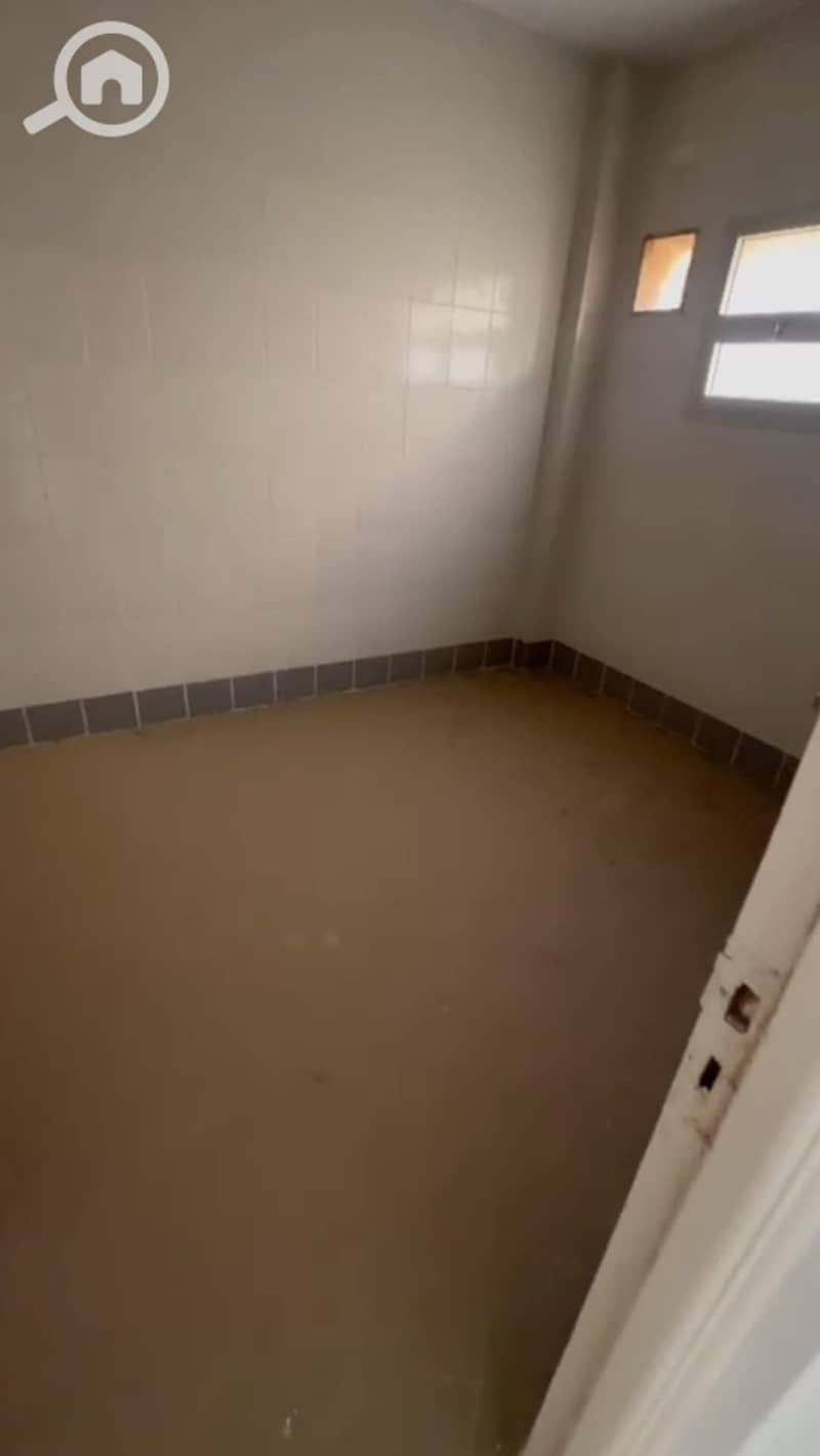 8 934e9af6-a34b-4a9e-b336-b86a0617691a. jpg