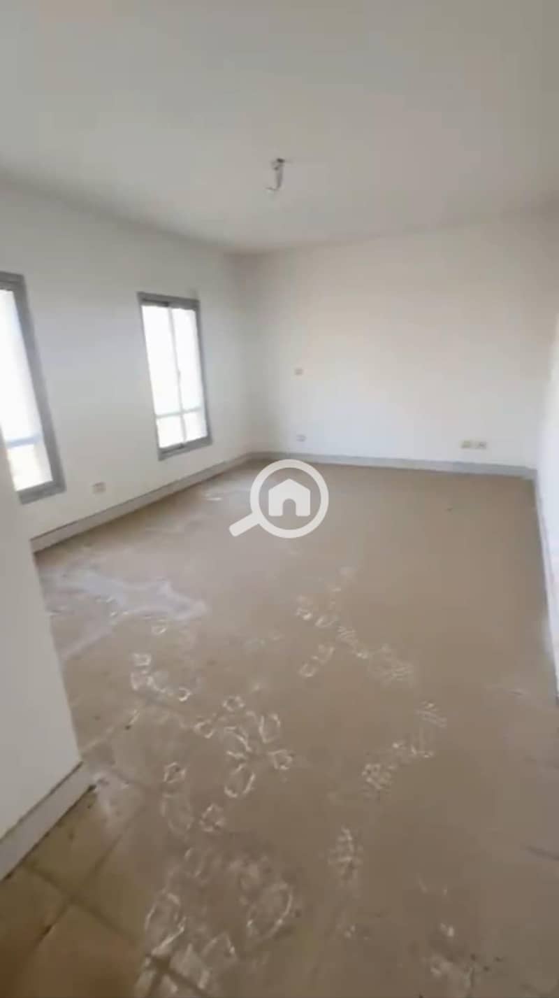 11 d5686209-bf6b-4969-92e0-d2dcae8d03a8. jpg