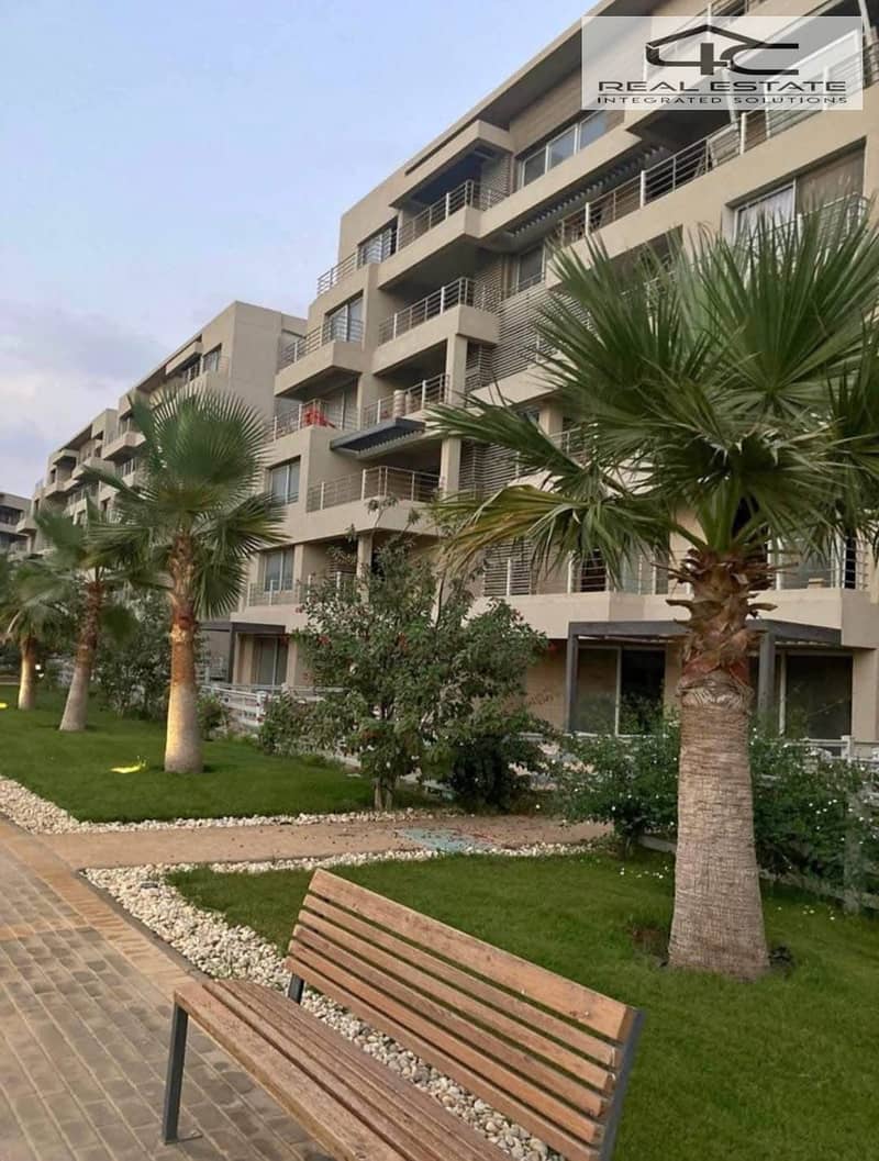 2 4f7d0597-c576-4d39-a967-b8d1fc21c43c. jpeg