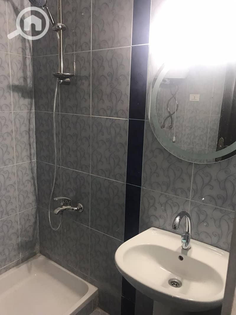 8 48285edb-e74e-4c0e-b1fe-7addae1bd955. jpeg