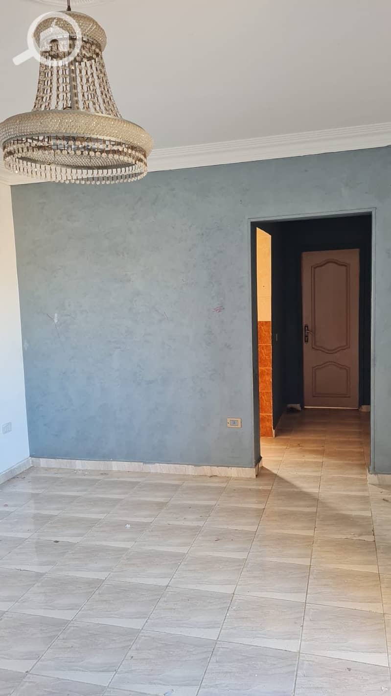 2 793a5743-709b-497e-8176-542209f43efc. jpeg